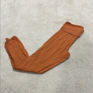 Kate Quinn Rust Orange Foldover Waist Leggings size medium